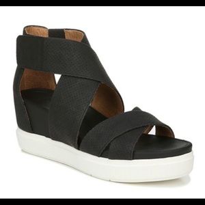 Dr. Scholl's Shout Wedge Sandal